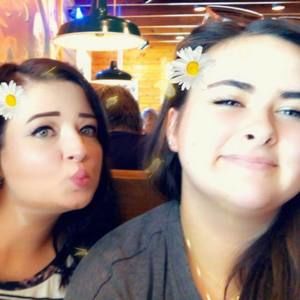 Meet your Posher, Kelli